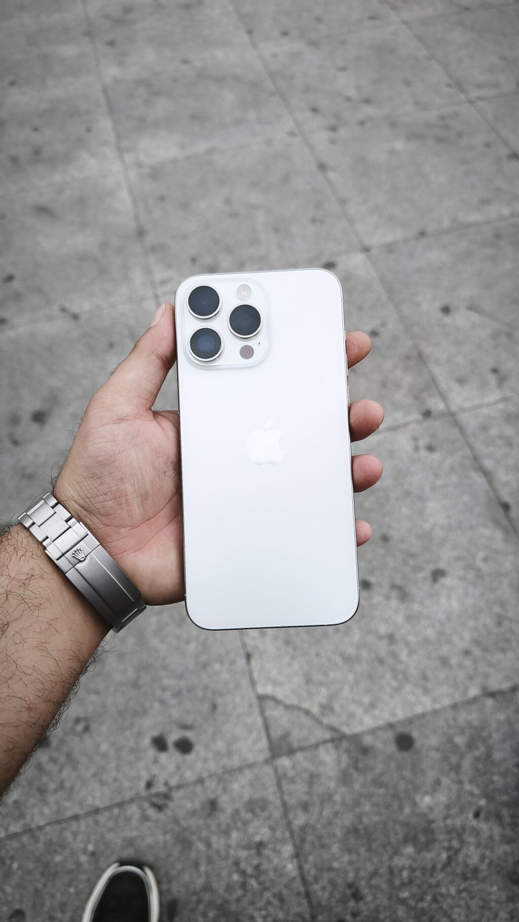 IPhone 15 Pro Max, 256 GB, Ağ, Simsiz şarj — Apple iPhone, Digah