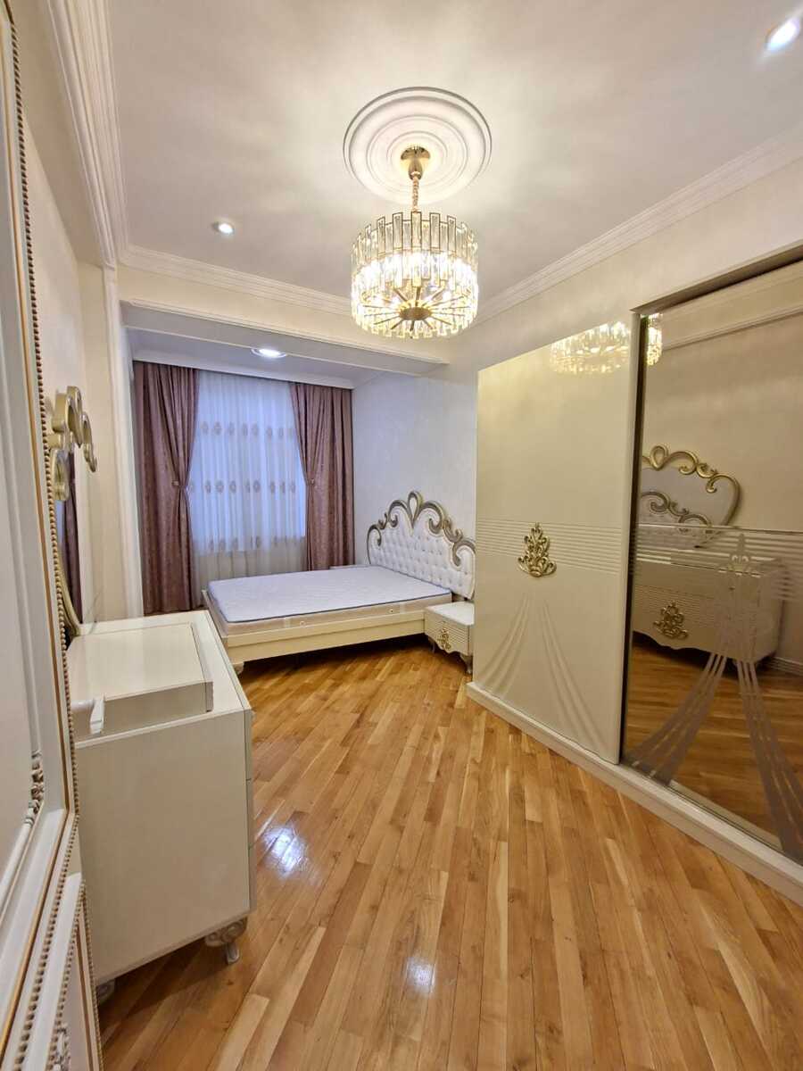 Satılır 4 otaqlı yeni tikili 154 m² — Mənzil, Bakı (10)