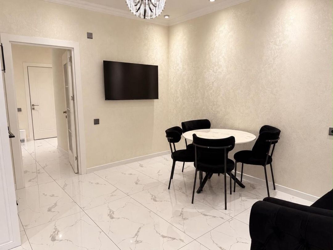 Satılır 2 otaqlı yeni tikili 95 m² — Mənzil, Bakı (8)