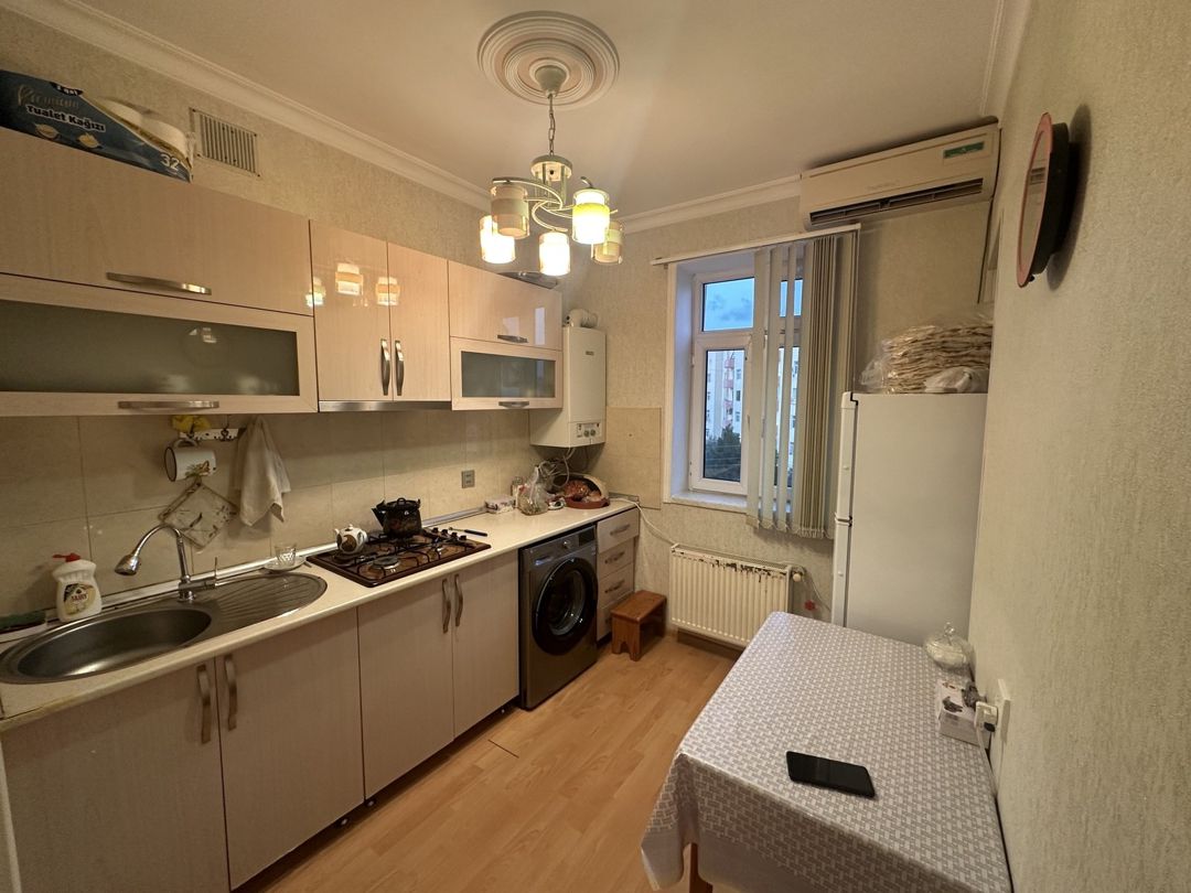 Satılır 2 otaqlı köhnə tikili 55 m² — Mənzil, Bakı (5)