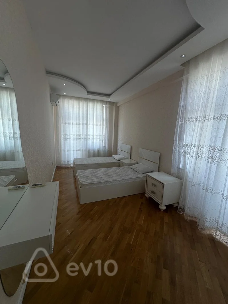 5 otaqlı mənzil, 250 m², Rəşid Behbudov küçəsi — kirayə — Mənzil, Bakı (9)