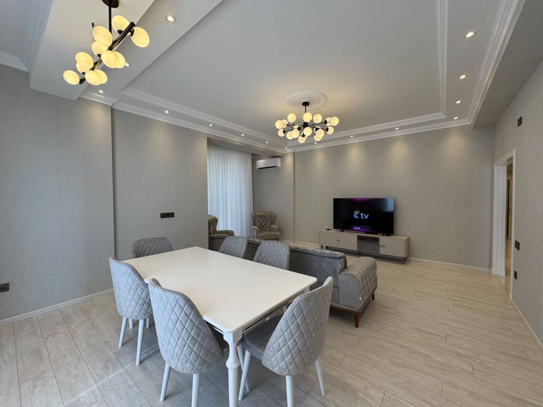İcarəyə verilir 3 otaqlı yeni tikili 150 m² — Mənzil, Bakı (8)