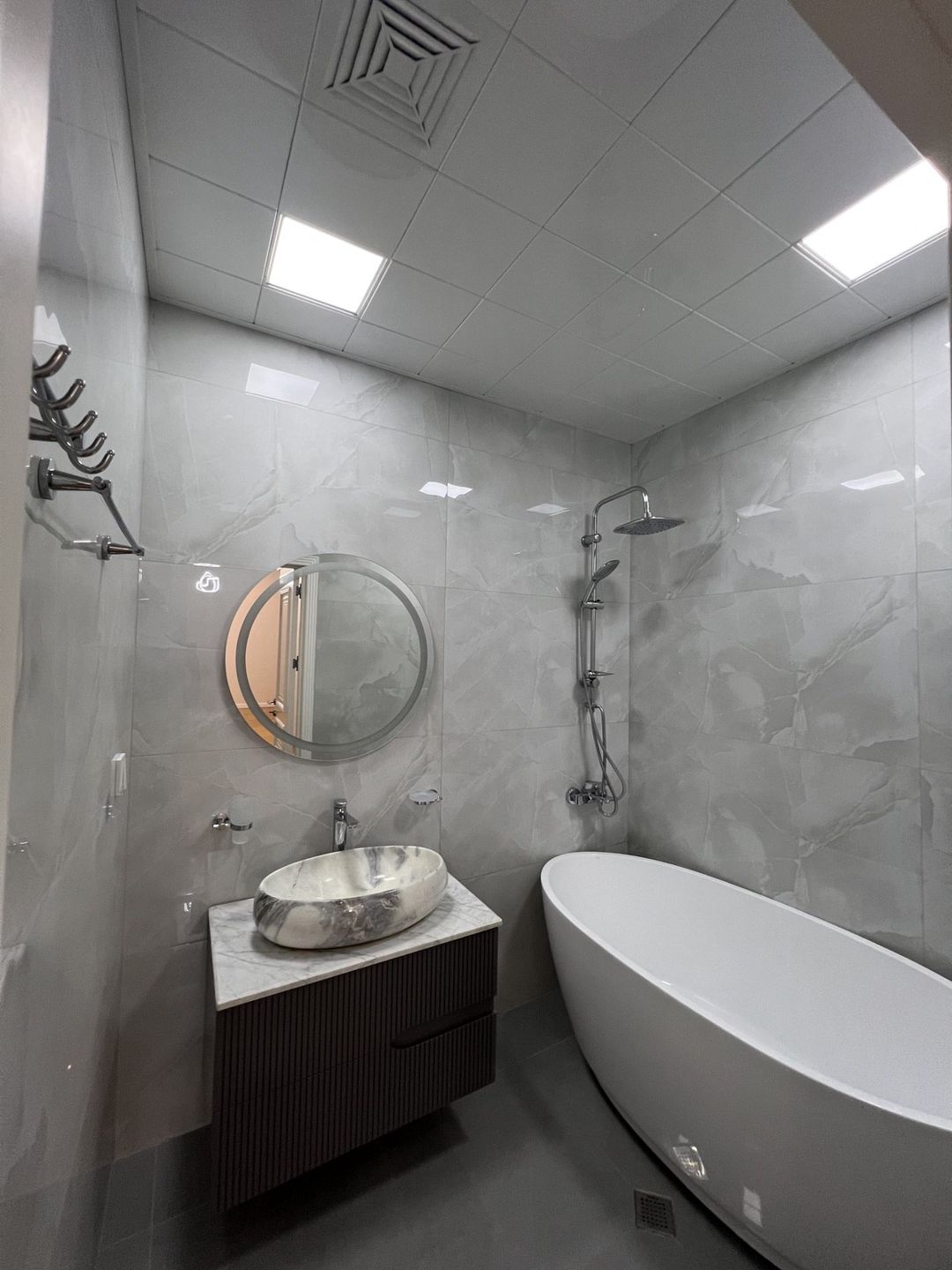 İcarəyə verilir 3 otaqlı yeni tikili 135 m² — Mənzil, Bakı (11)