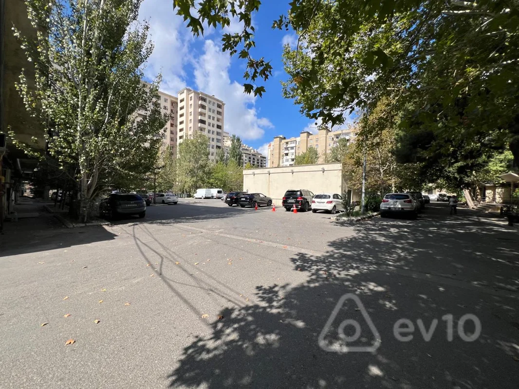 3 otaqlı mənzil, 80 m², Eldar Xəlilov küçəsi — Bakı