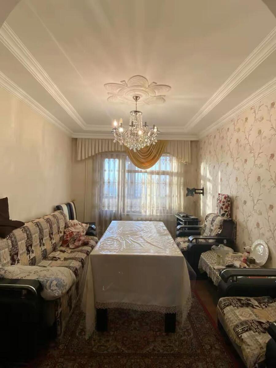 İcarəyə verilir 4 otaqlı köhnə tikili 95 m² — Mənzil, Bakı