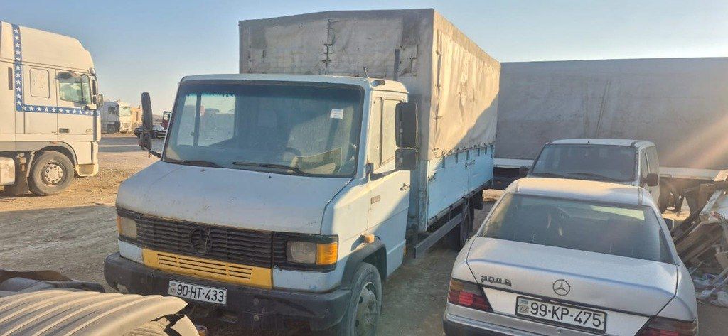 Mercedes 811 D, 4.0 L, 1991 il, 450 000 km 90-HT-433 — Yük maşınları, Bakı (2)