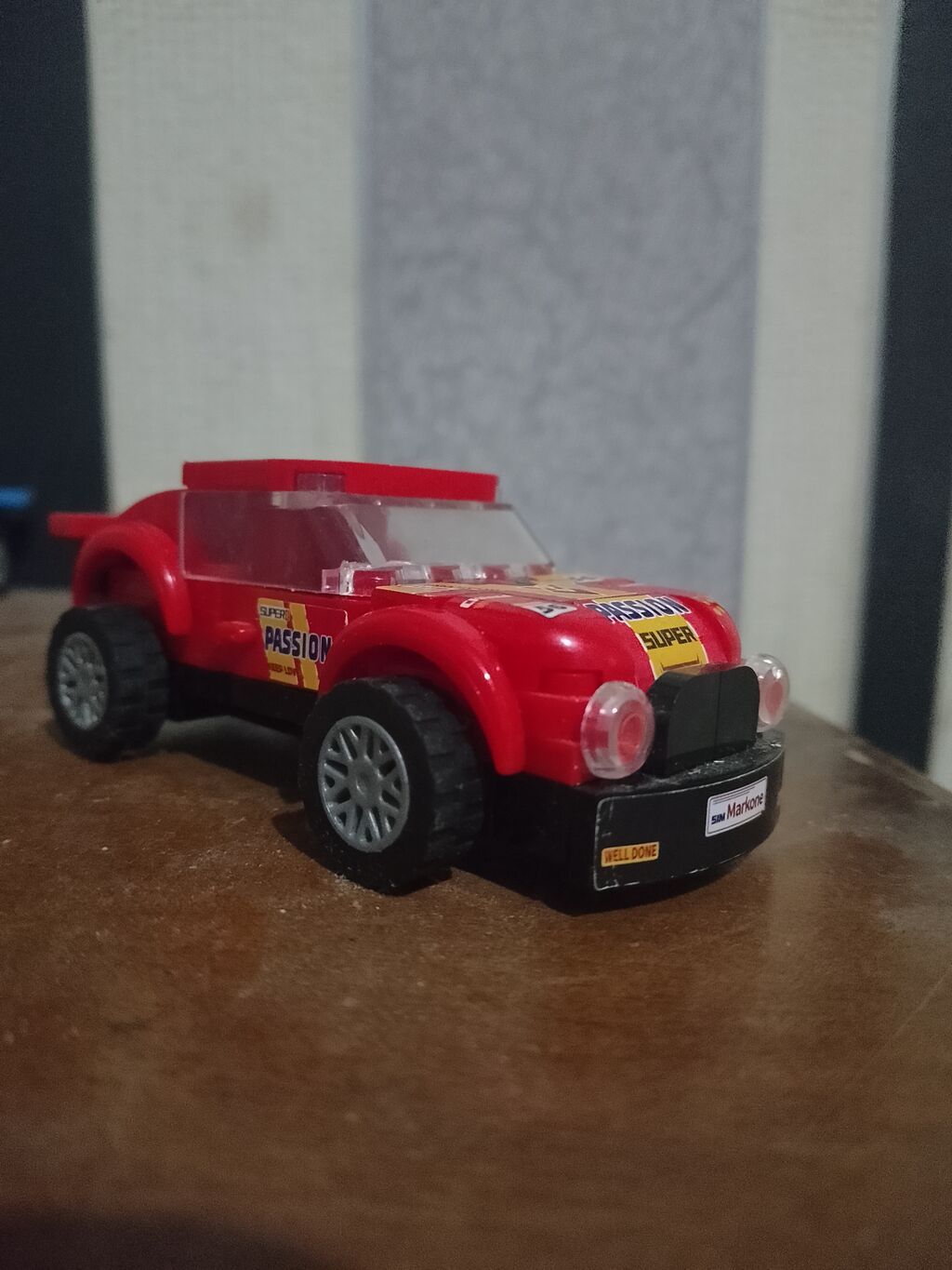 Qırmızı oyuncağ avtomobil – mini yarış modeli - Korpus: parlaq — Digər, Digah (4)