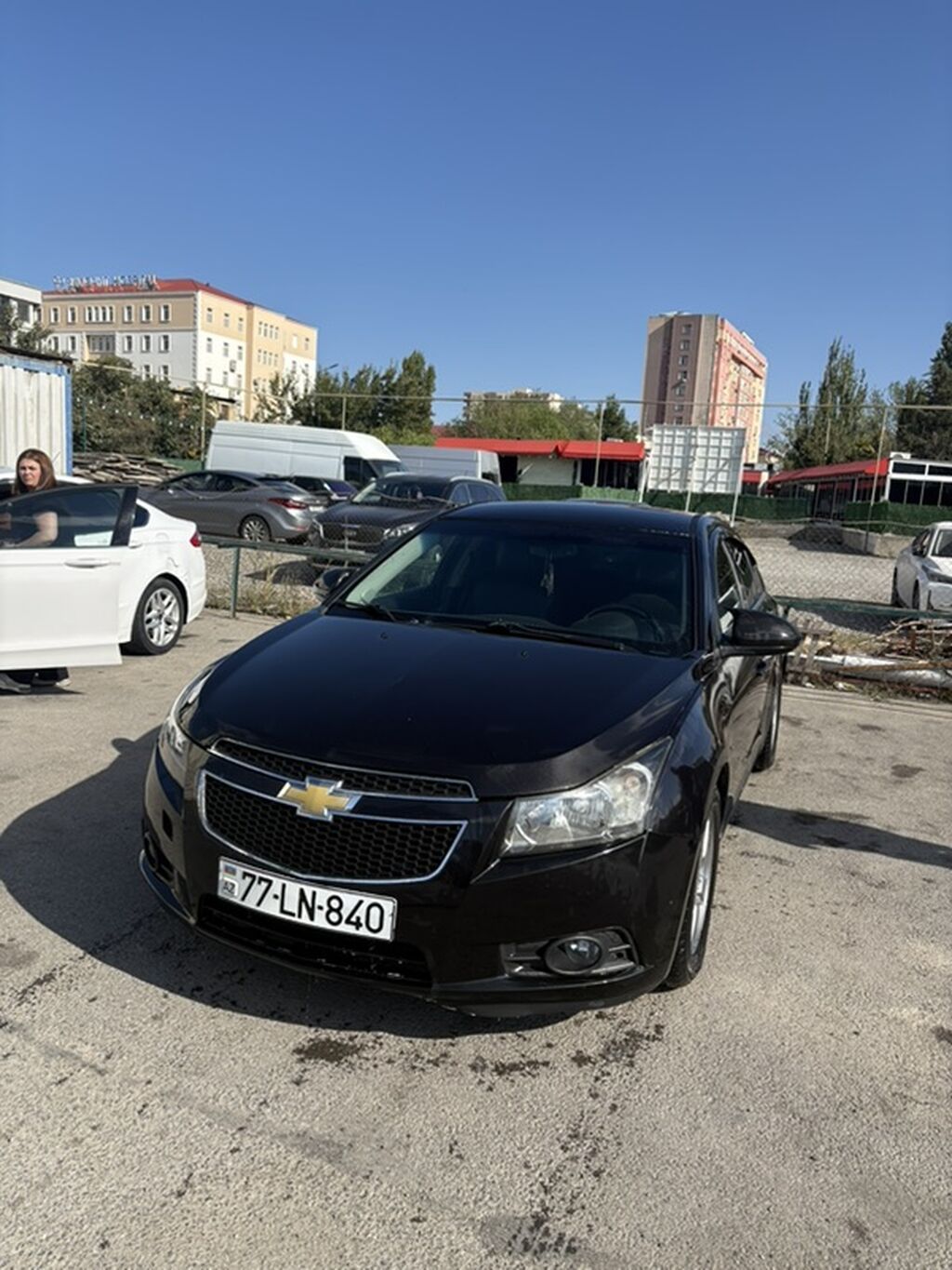 Chevrolet Cruze: 1.4 l 2013 il 297549 km Sedan 77-LN-840 — Avtomobillər, Sumqayıt (2)