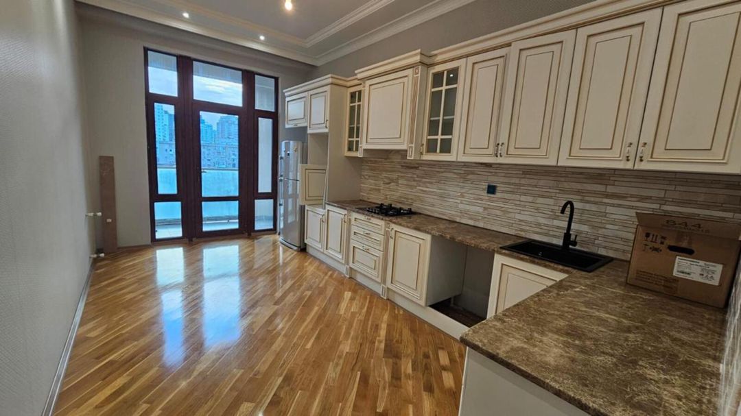 Satılır 3 otaqlı yeni tikili 141 m² — Mənzil, Bakı (5)