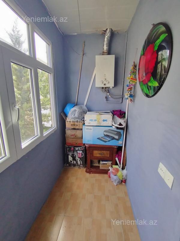 Satılır 3 otaqlı Bina evi menzil (Köhnə tikili), 70 m², 10-cu mikrorayon — Mənzil, Sumqayıt (5)