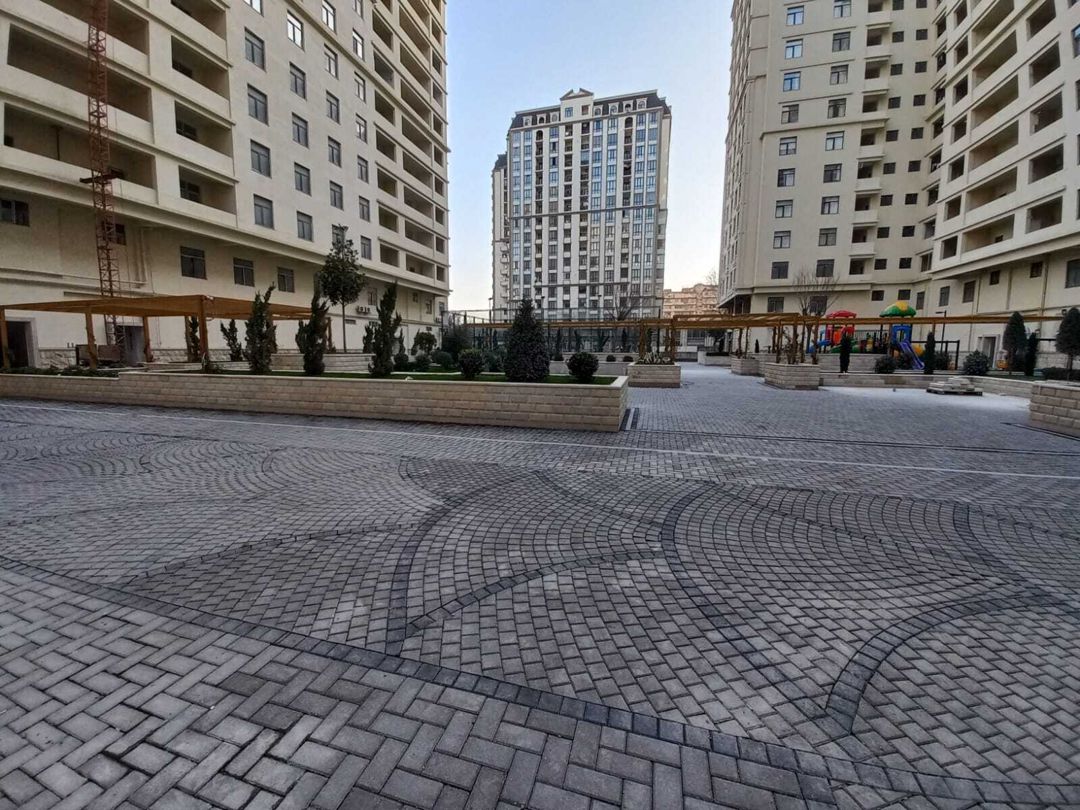 Satılır 4 otaqlı yeni tikili 215 m² — Mənzil, Bakı (2)