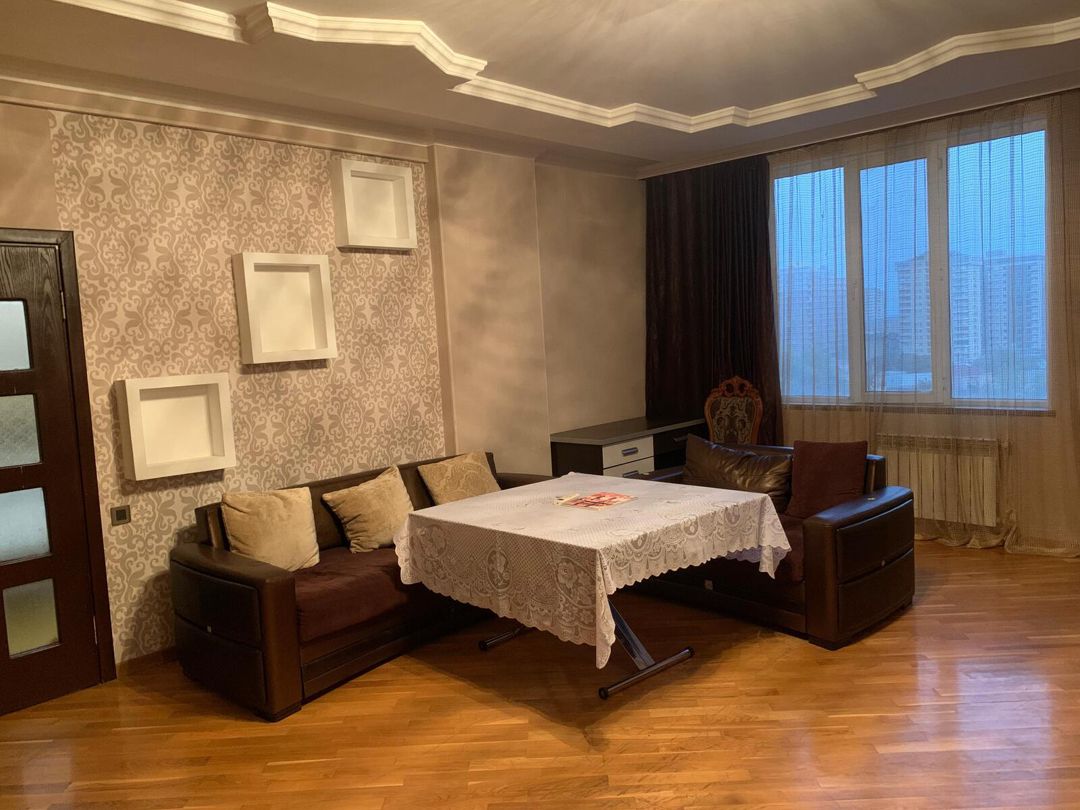 İcarəyə verilir 2 otaqlı yeni tikili 90 m² — Mənzil, Bakı (5)
