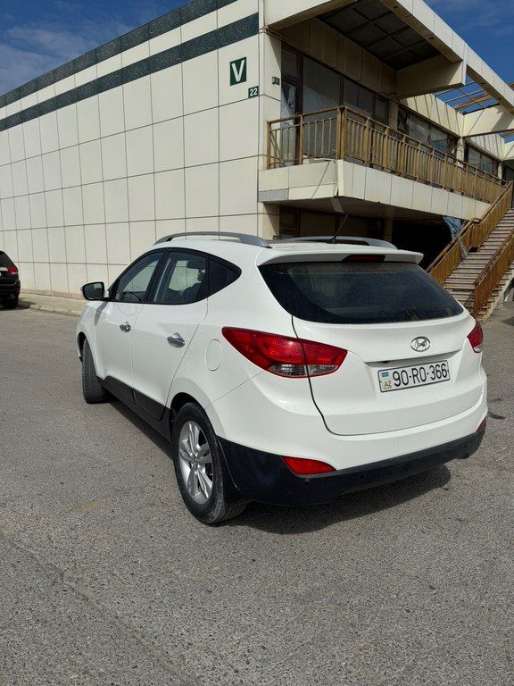 Hyundai ix35, 2.0 L, 2013 il, 106 010 km 90-RO-366 — Avtomobillər, Bakı (4)