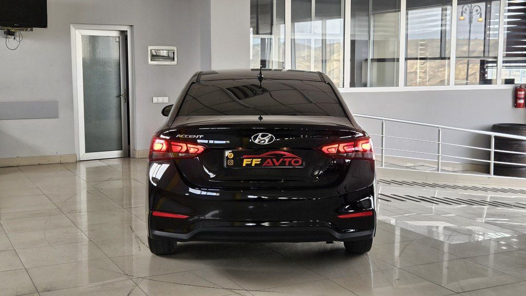Hyundai Accent, 1.6 L, 2020 il, 38 624 km 90-UZ-067 — Avtomobillər, Bakı (2)