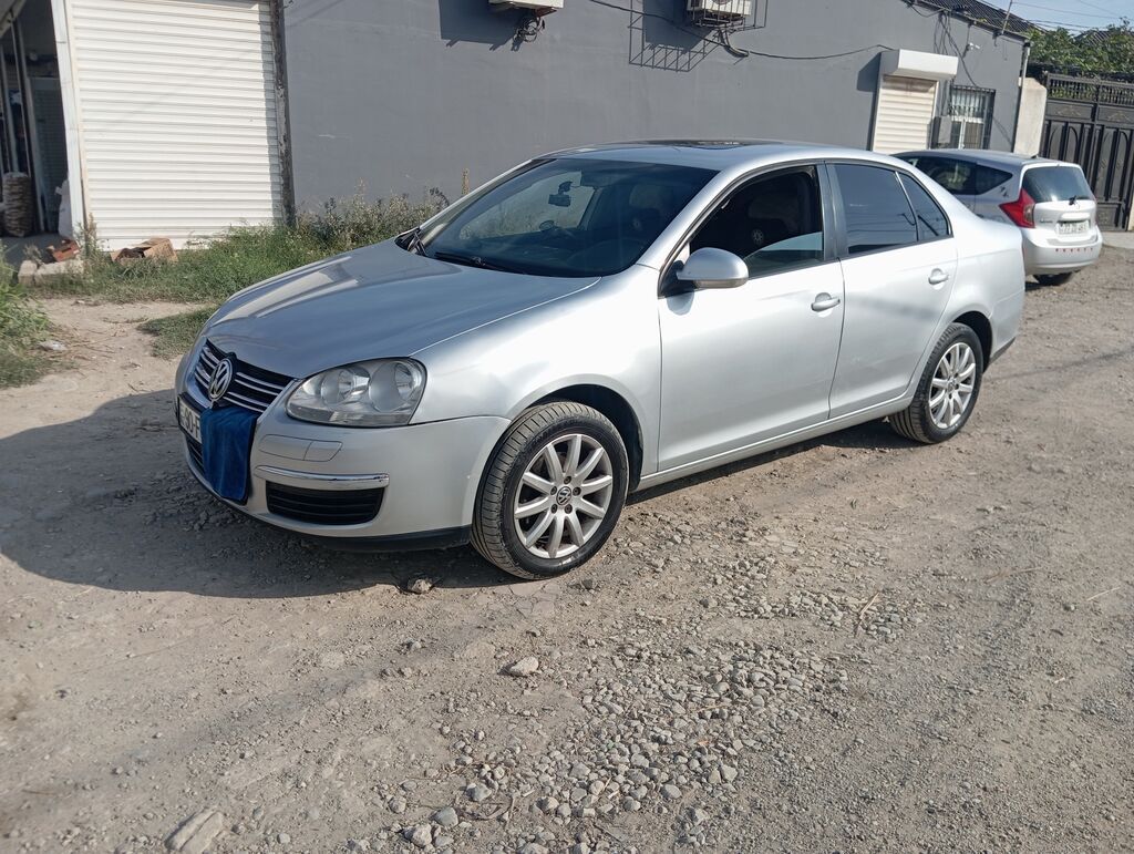 Volkswagen Jetta: 1.6 l 2008 il Sedan — Avtomobillər, Digah (5)