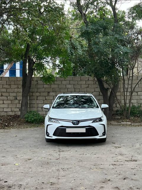 Toyota Corolla, 1.8 L, 0.85 kWh, 2023 il, 48 900 km — Bakı