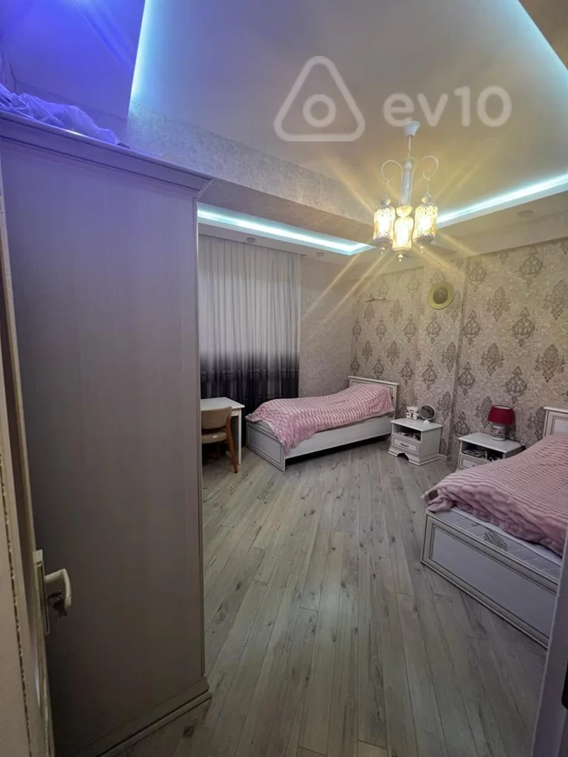 4 otaqlı mənzil, 148 m², 20 yanvar küçəsi — kirayə — Mənzil, Bakı (6)