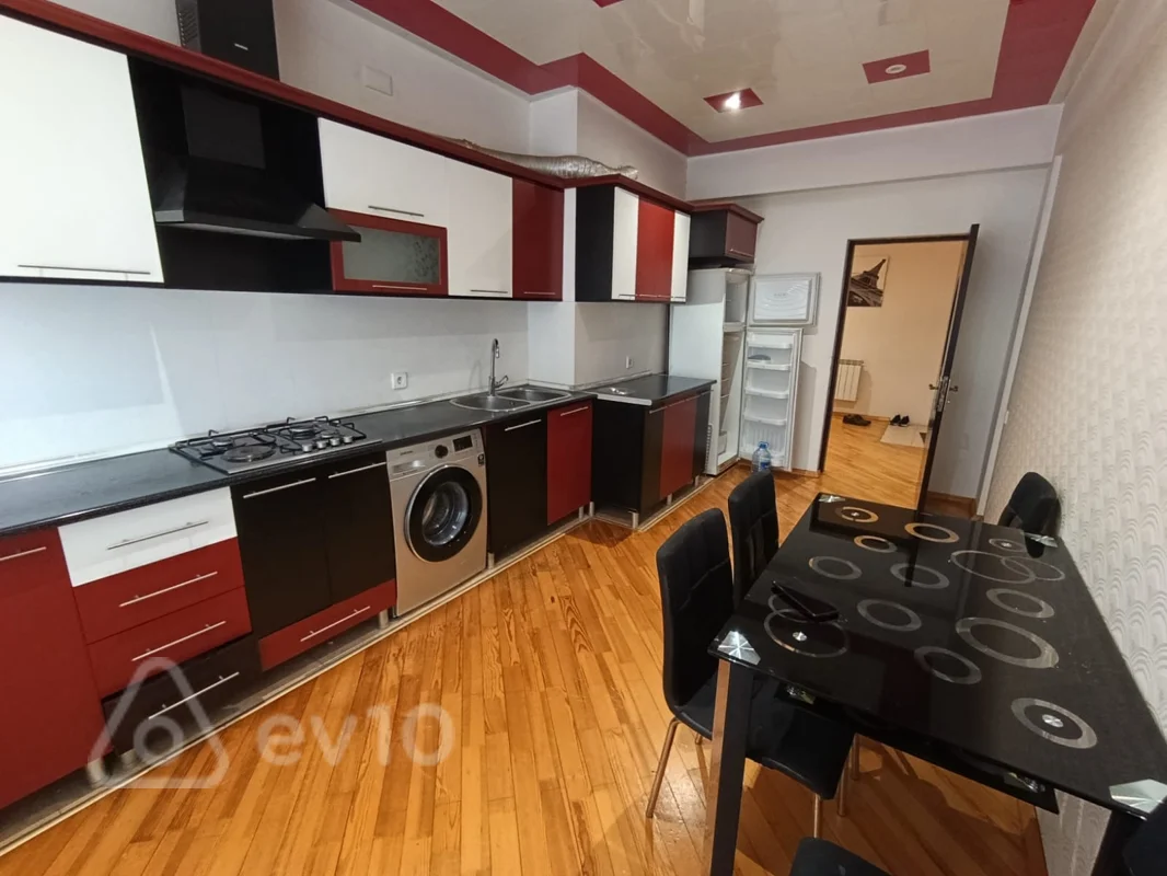 2 otaqlı mənzil, 85 m², Mehemmed Xiyabani — kirayə — Mənzil, Bakı (5)