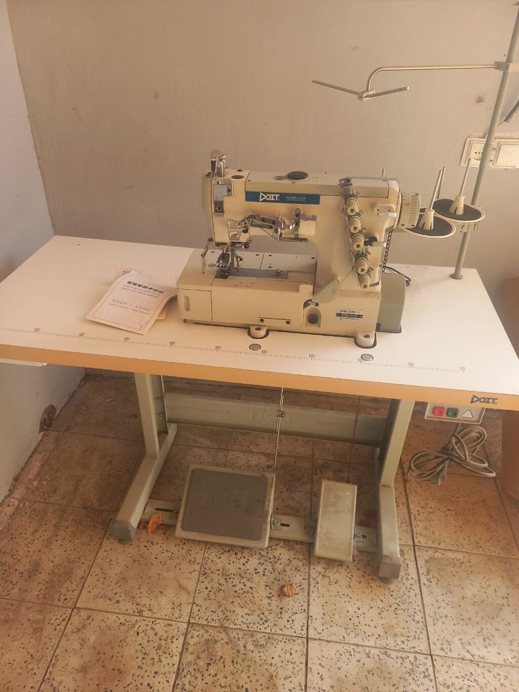 Selin Tikiş maşını satılır, işlək vəziyyətdə. Qiymet 270 manat. Ünvan — Tikiş və işəmə maşınları, Digah