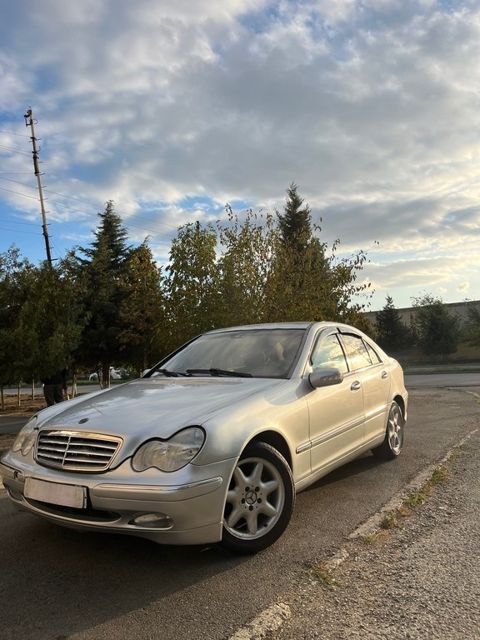 Mercedes C 240, 2.6 L, 2002 il, 235 459 km — Sumqayıt