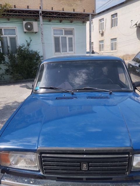 VAZ (Lada) 2107: 1.6 l 2004 il Sedan — Hacıqabul