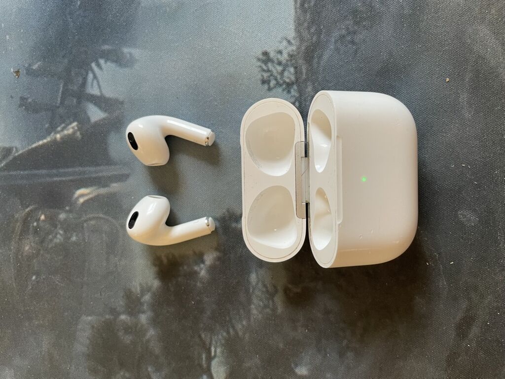 Apple AirPods Pro (MagSafe şarj qabı ilə) - Tip: Tamamilə simsiz — Qulaqcıqlar, Bakı (2)