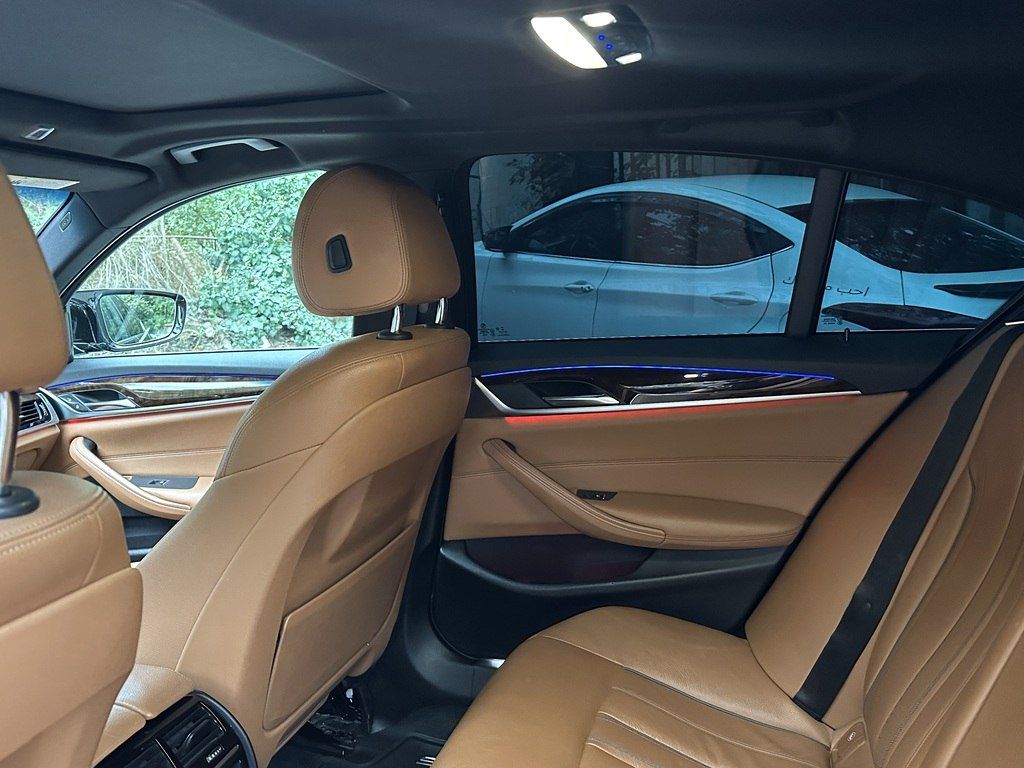 BMW 530e, 2.0 L, 12 kWh, 2018 il, 180 000 km — Avtomobillər, Bakı (11)