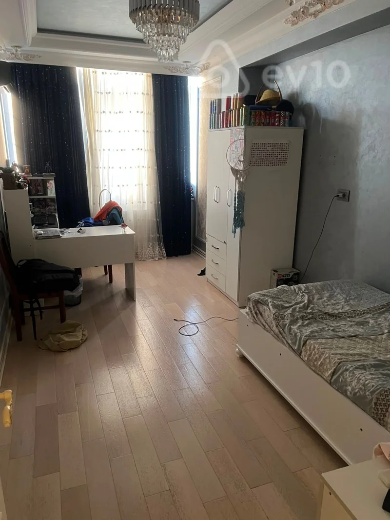 4 otaqlı mənzil, 180 m², Zahid Xəlilov — Mənzil, Bakı (8)