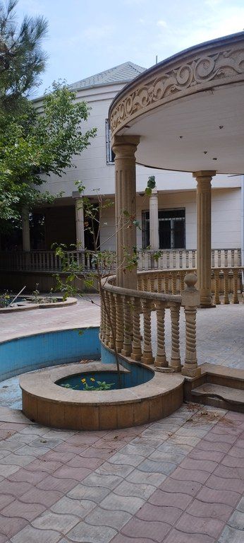 Satılır 5 otaqlı həyət evi/bağ evi 250 m² — Bakı