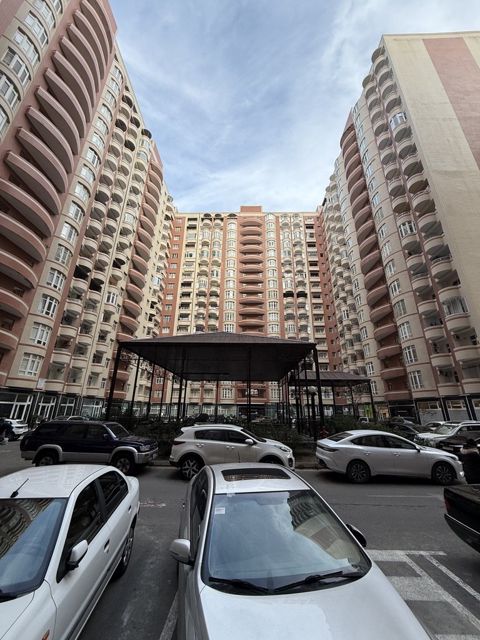 Satılır 3 otaqlı yeni tikili 100 m² — Bakı