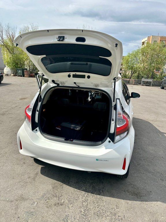 Toyota Aqua, 1.5 L, 0.87 kWh, 2018 il, 159 000 km — Avtomobillər, Bakı (5)