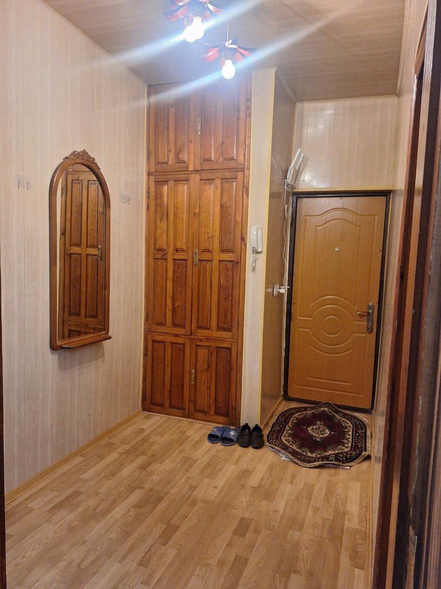 İcarəyə verilir 3 otaqlı köhnə tikili 110 m² — Mənzil, Bakı (9)