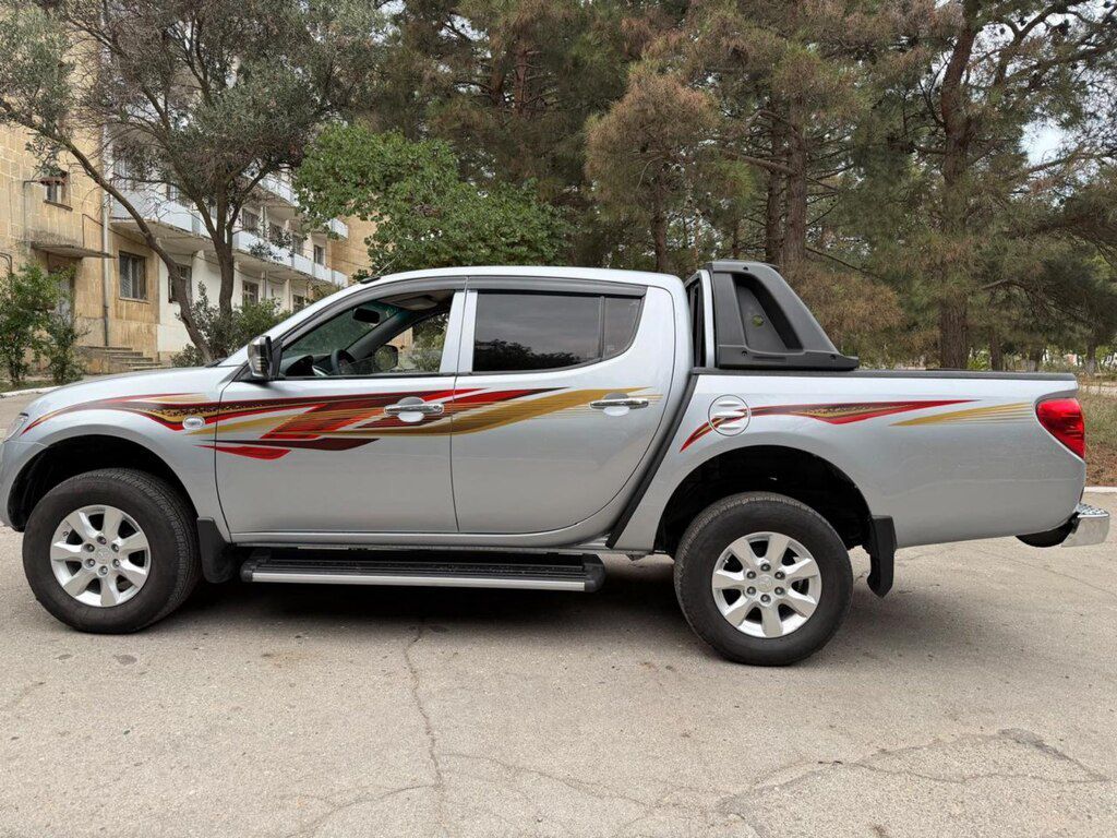 Mitsubishi L200, 2.5 L, 2014 il, 212 000 km — Avtomobillər, Bakı (4)