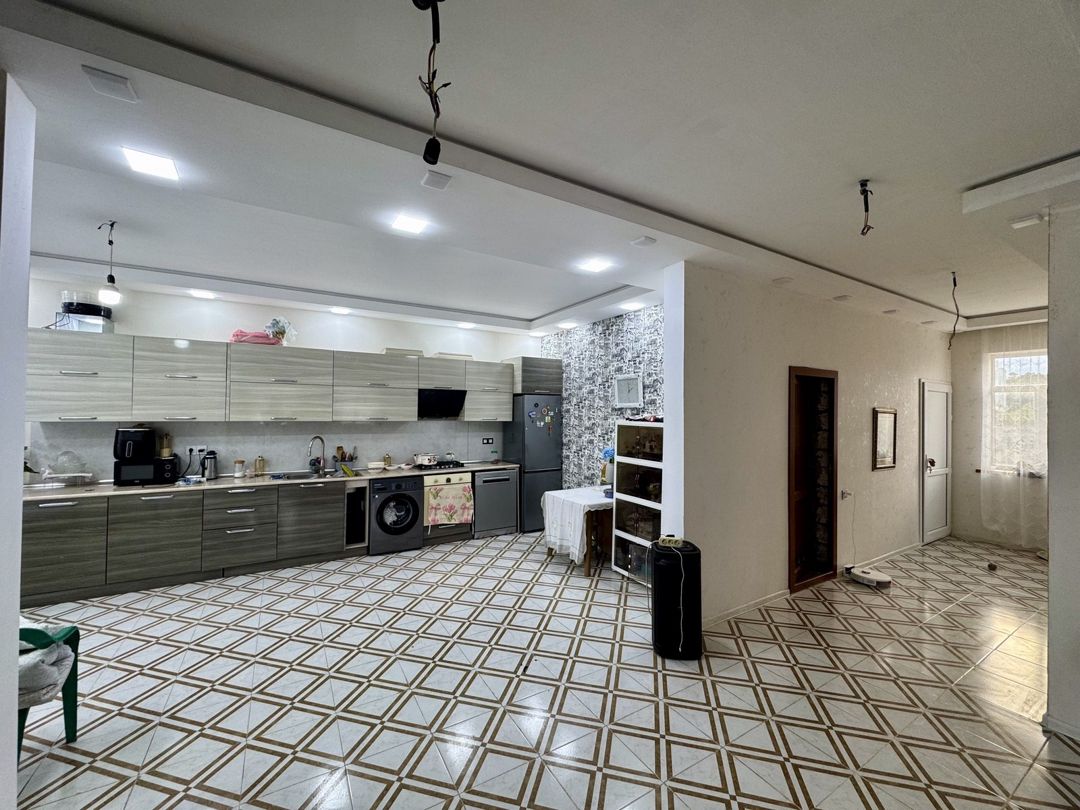 Satılır 4 otaqlı həyət evi/bağ evi 182 m² — Ev, villa, Bakı (7)