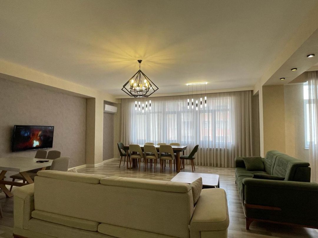 Satılır 4 otaqlı yeni tikili 175 m² — Mənzil, Bakı (7)