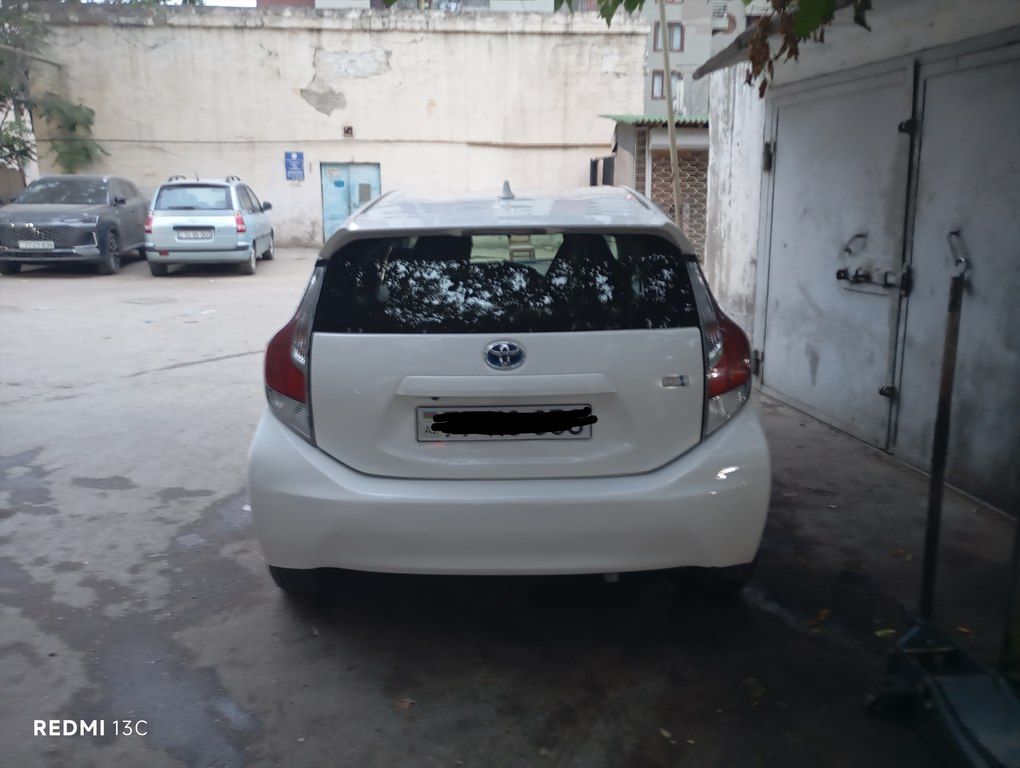 Toyota Aqua, 1.5 L, 0.9 kWh, 2017 il, 290 000 km — Avtomobillər, Bakı (4)