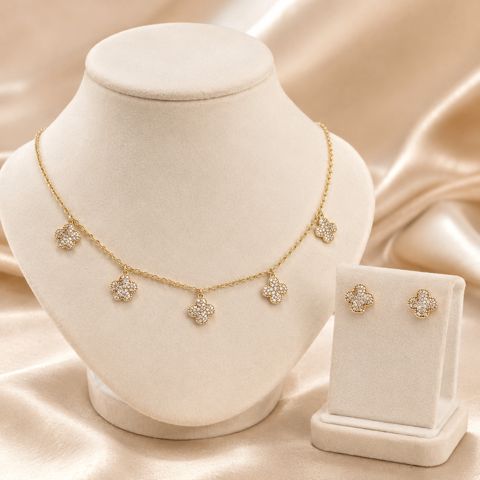 Bijuteriya dəsti boyunbağı və üzük LNS_000268 — Bakı