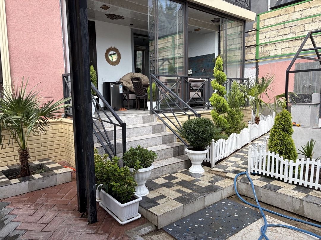 Satılır 4 otaqlı həyət evi/bağ evi 160 m² — Ev, villa, Bakı (2)