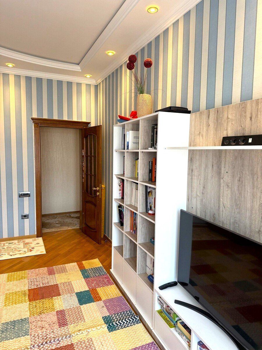 Satılır 4 otaqlı yeni tikili 180 m² — Mənzil, Bakı (7)