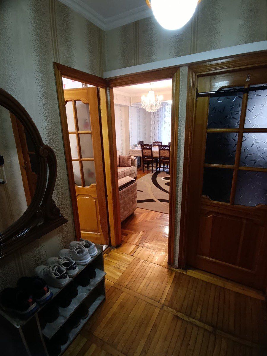 Satılır 2 otaqlı köhnə tikili 50 m² — Mənzil, Bakı (2)