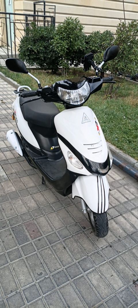 Moped satılır – demək olar ki, az sürülüb, şəxsi istifadə üçün alınıb — Bakı