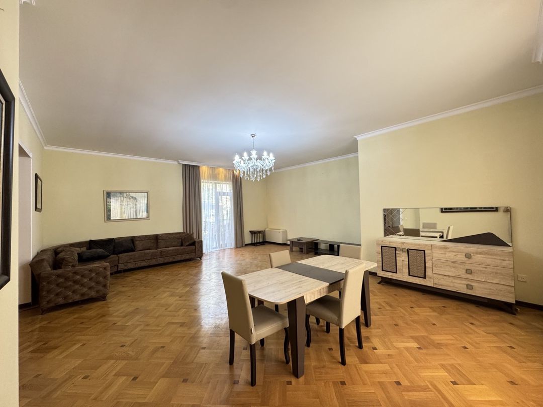 Satılır 5 otaqlı həyət evi/bağ evi 330 m² — Ev, villa, Bakı (6)