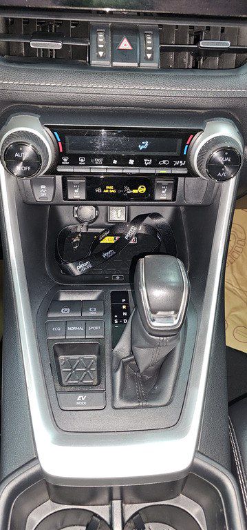 Toyota RAV4, 2.5 L, 1.6 kWh, 2023 il, 32 700 km — Avtomobillər, Bakı (9)