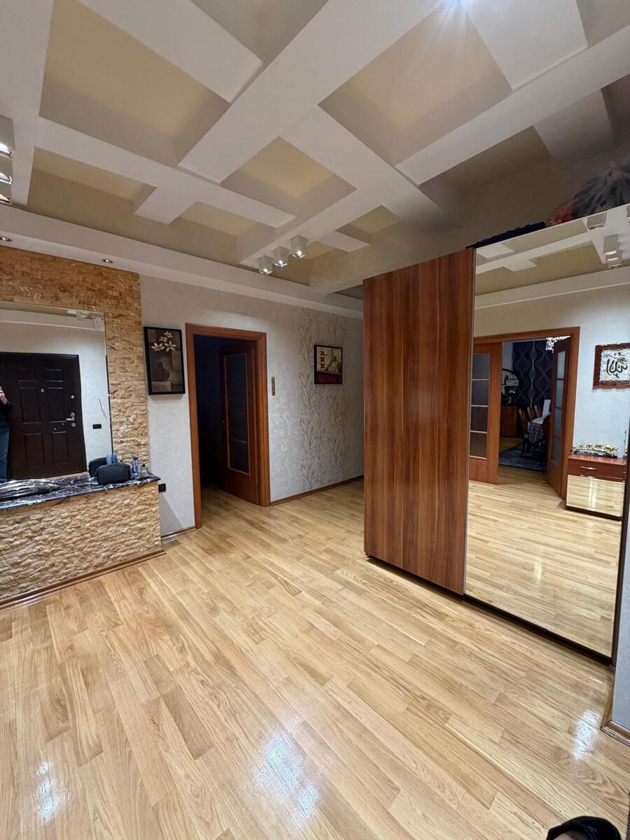 Satılır 3 otaqlı yeni tikili 191 m² — Mənzil, Bakı (8)