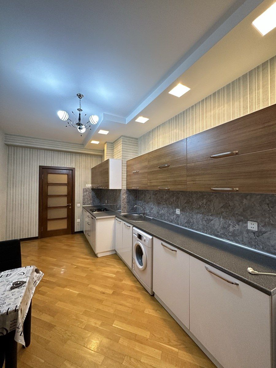 Satılır 3 otaqlı yeni tikili 130 m² — Mənzil, Bakı (8)