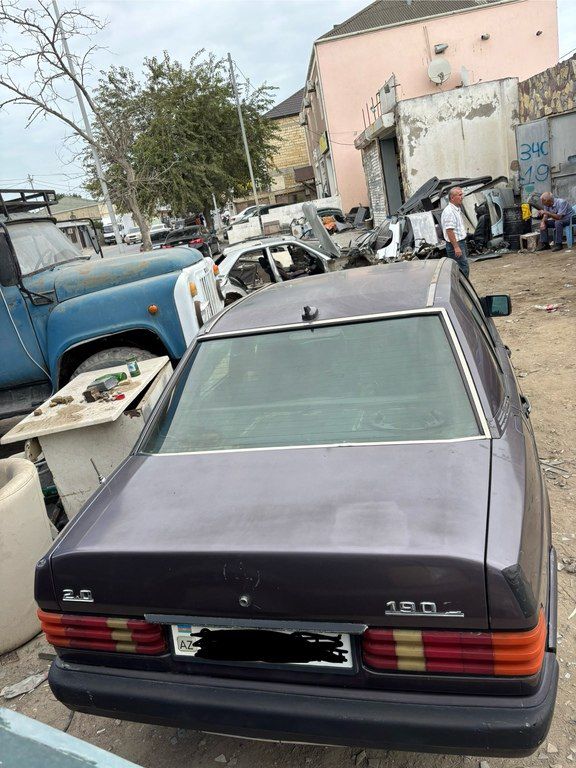 Mercedes 190, 2.0 L, 1993 il, 143 231 km — Avtomobillər, Bakı (5)