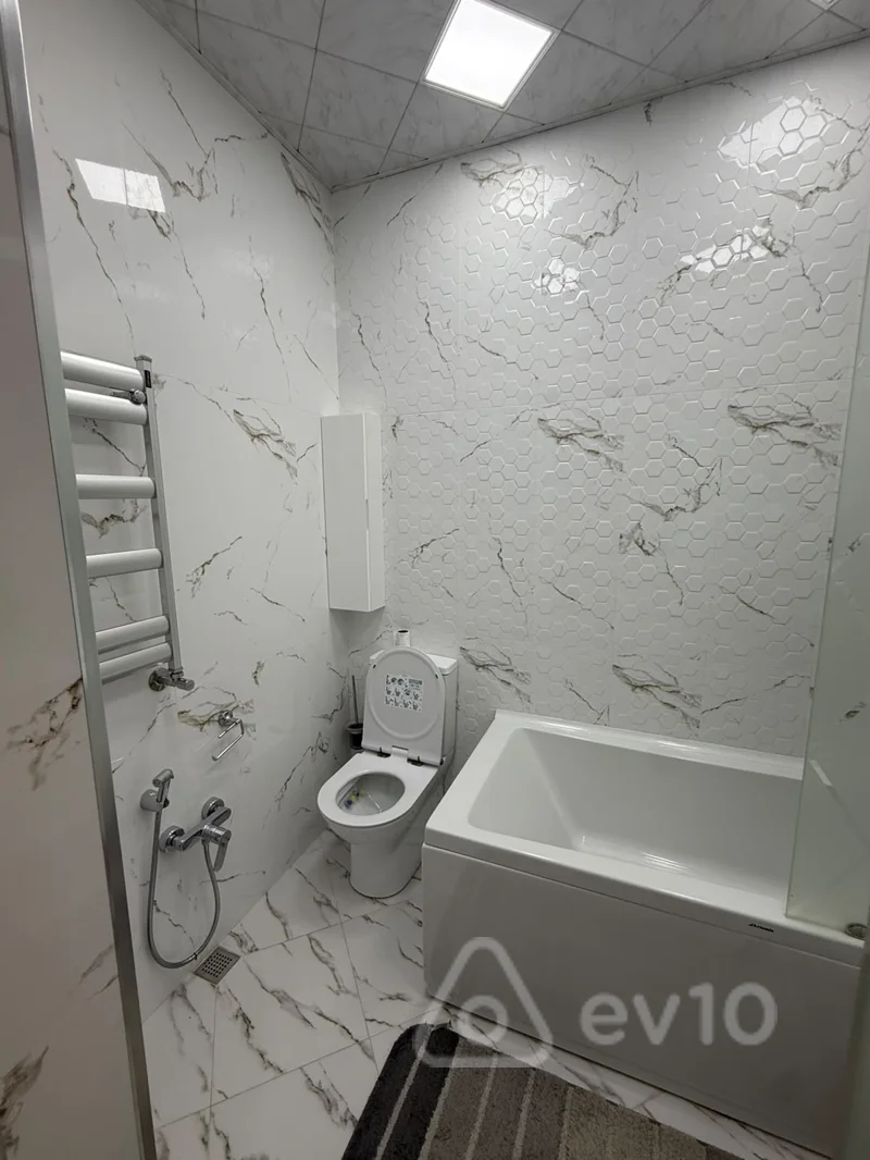 3 otaqlı mənzil, 97 m², A.Cəlilov küç — kirayə — Mənzil, Bakı (11)