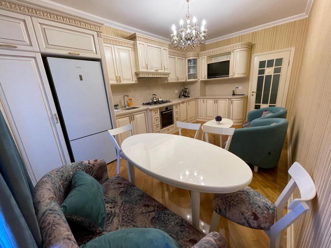 İcarəyə verilir 3 otaqlı yeni tikili 140 m² — Mənzil, Bakı (6)