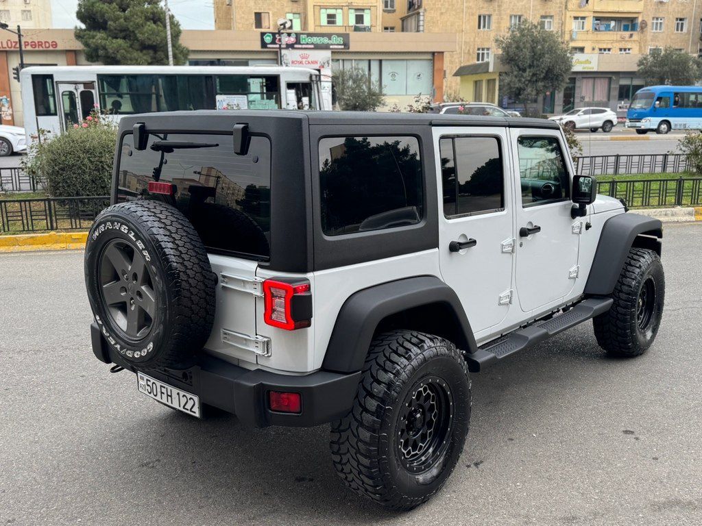 Jeep Wrangler, 3.6 L, 2013 il, 195 000 km 50-FH-122 — Avtomobillər, Bakı (8)
