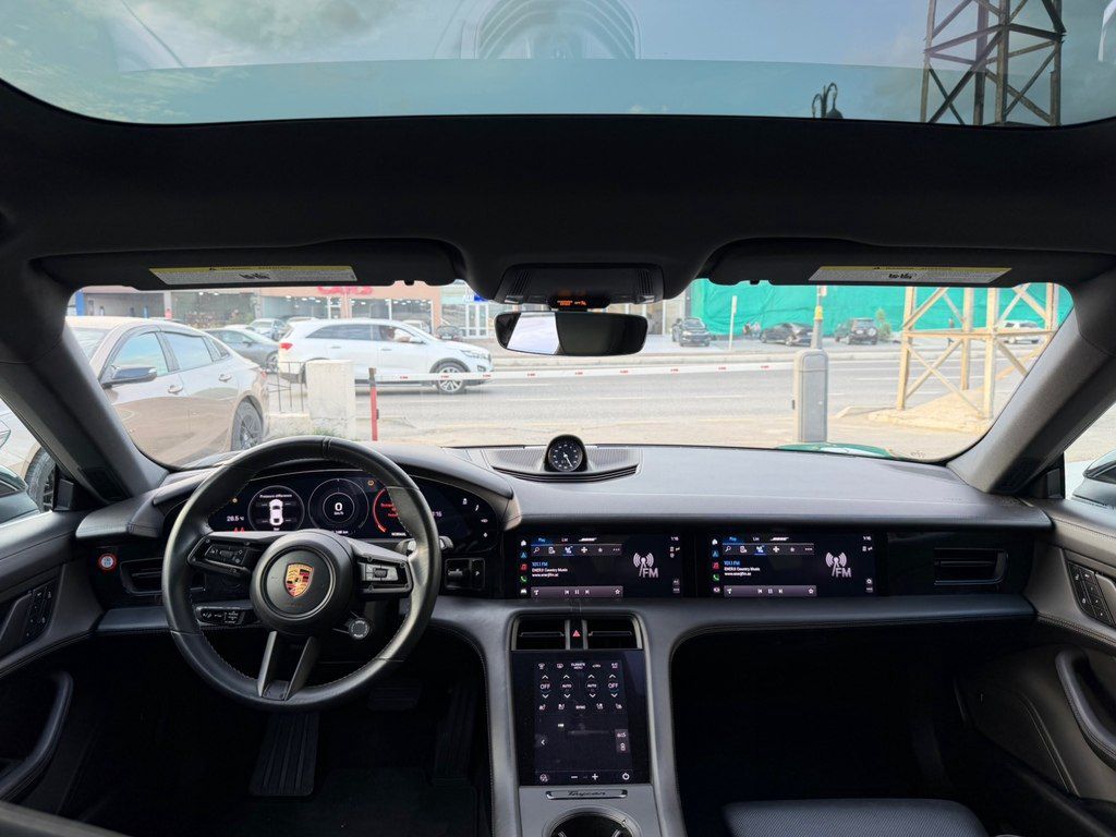 Porsche Taycan, 79.2 kWh, 2022 il, 7 000 km 90-LL-060 — Avtomobillər, Bakı (5)